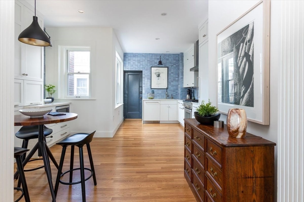 95 Mason Terrace, Unit 6 Brookline, MA 02446 - Photo 10 of 18
