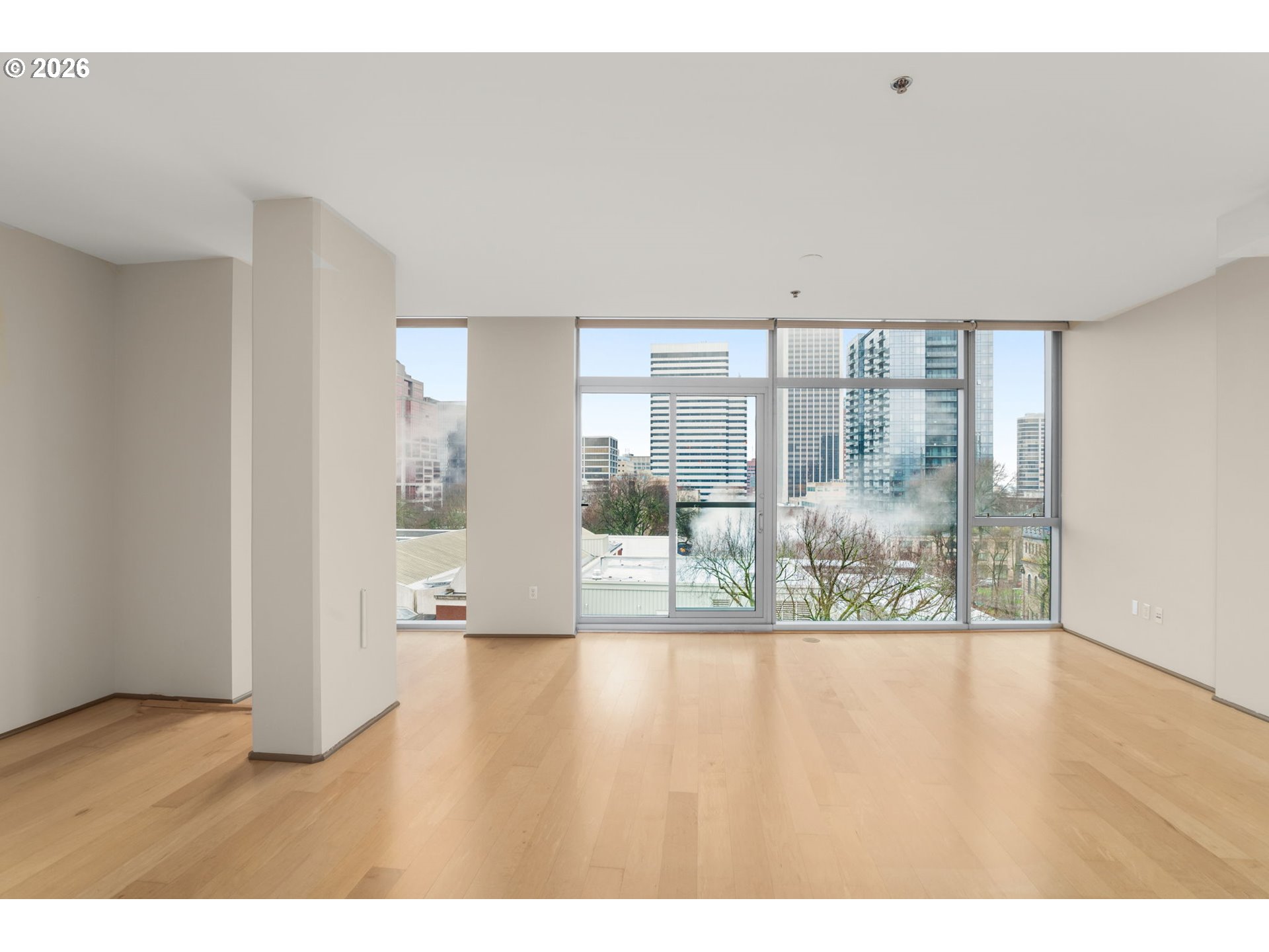 1221 Southwest 10th Avenue, Unit 702 Portland, OR 97205 - Photo 3 of 31