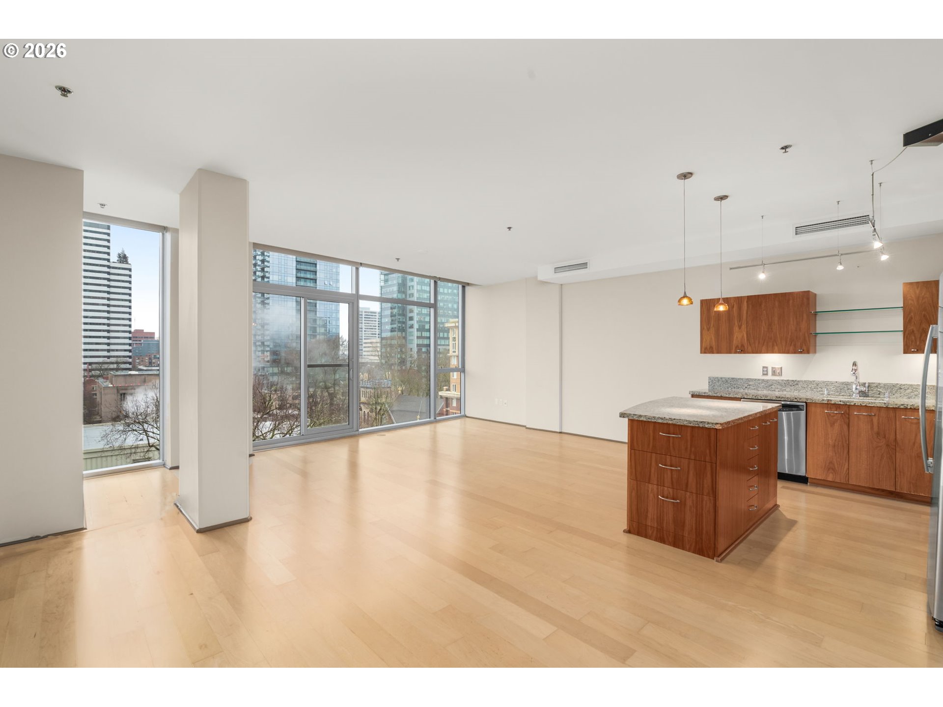 1221 Southwest 10th Avenue, Unit 702 Portland, OR 97205 - Photo 6 of 31