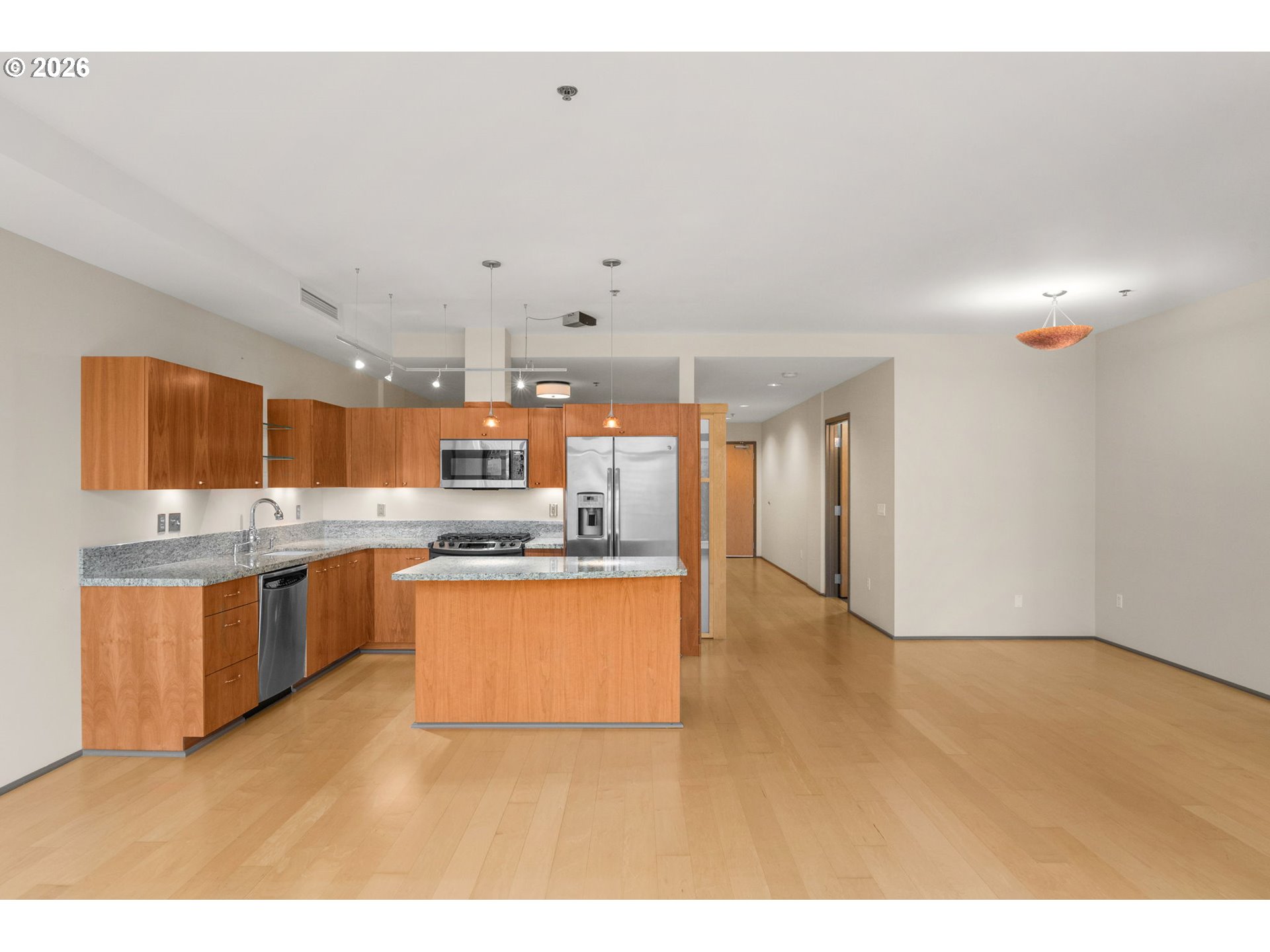 1221 Southwest 10th Avenue, Unit 702 Portland, OR 97205 - Photo 9 of 31