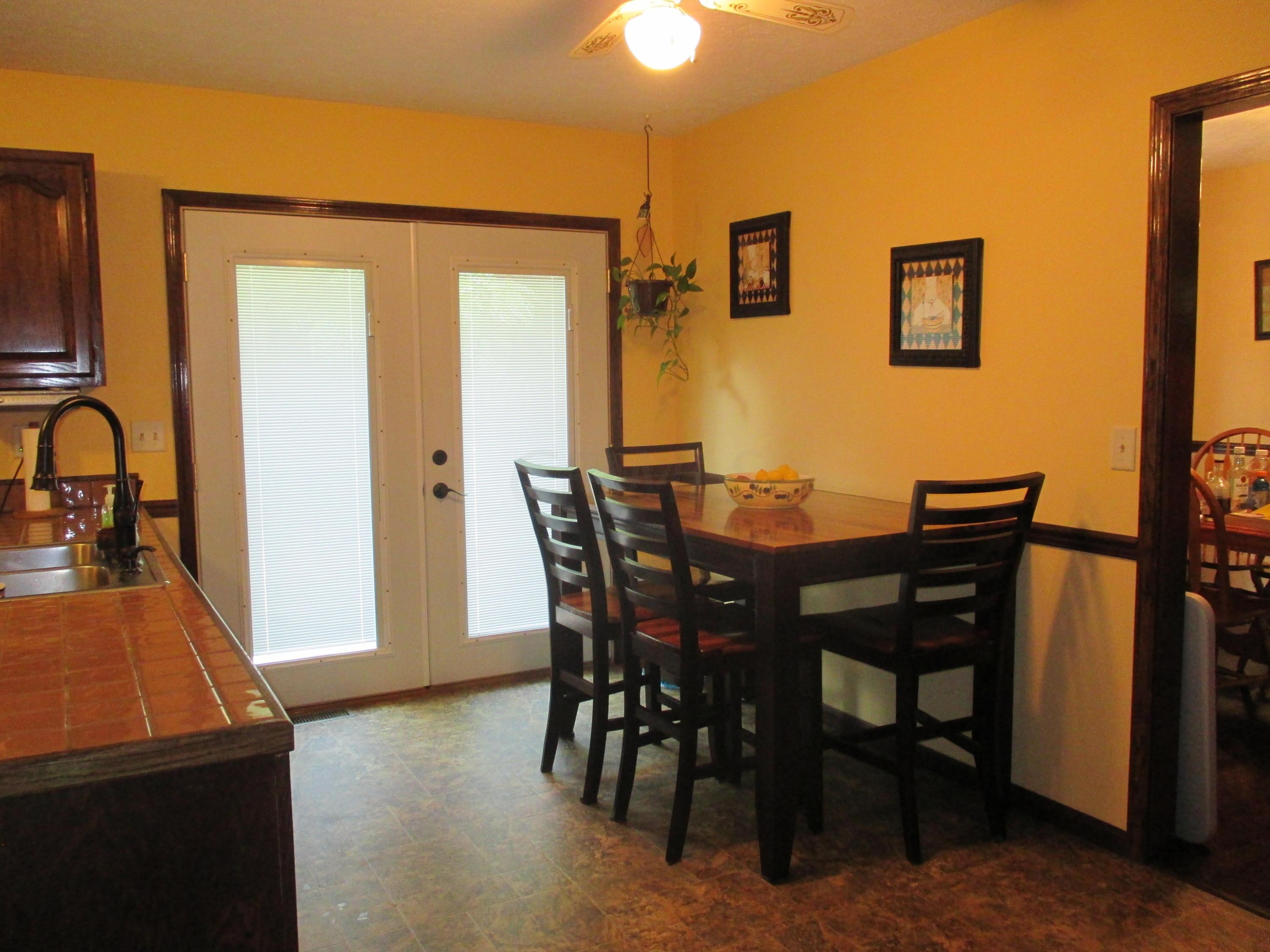 540 Blue Valley Road Southeast Lancaster, OH 43130 - Photo 14 of 29