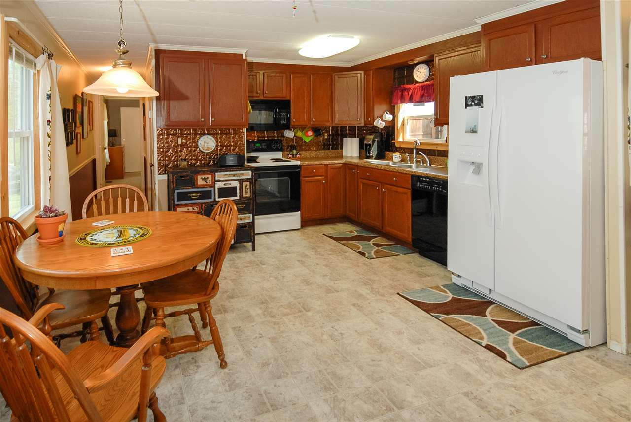 15 North Fuchsia Drive Rochester, NH 03867 - Photo 3 of 18