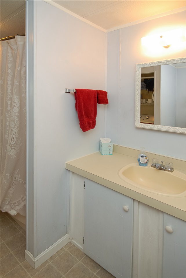 15 North Fuchsia Drive Rochester, NH 03867 - Photo 5 of 18