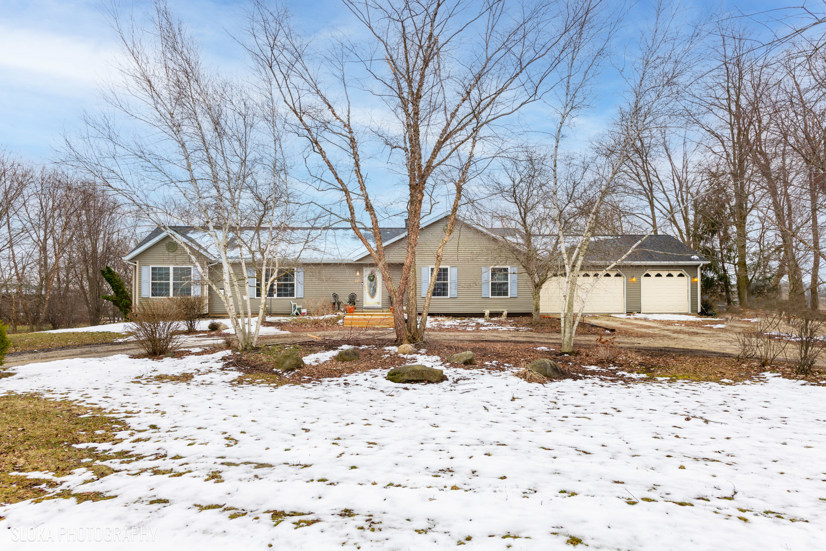 8611 Regnier Road Hebron, IL 60034 - Photo 1 of 24