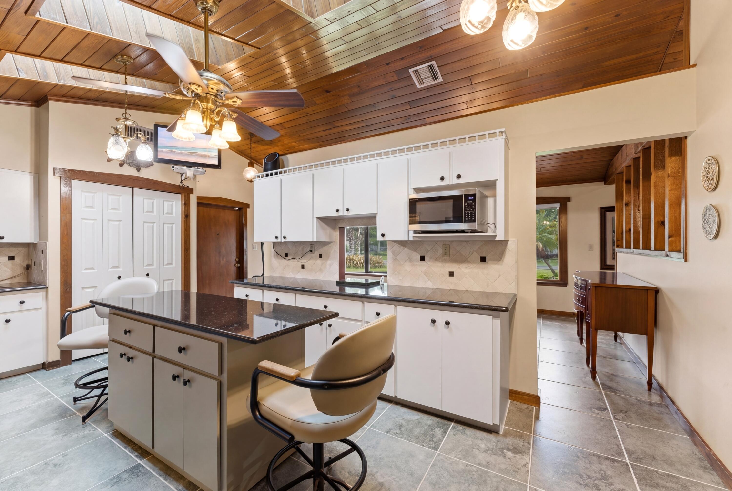 800 Ulrich Road Fort Pierce, FL 34982 - Photo 8 of 50 kitchen