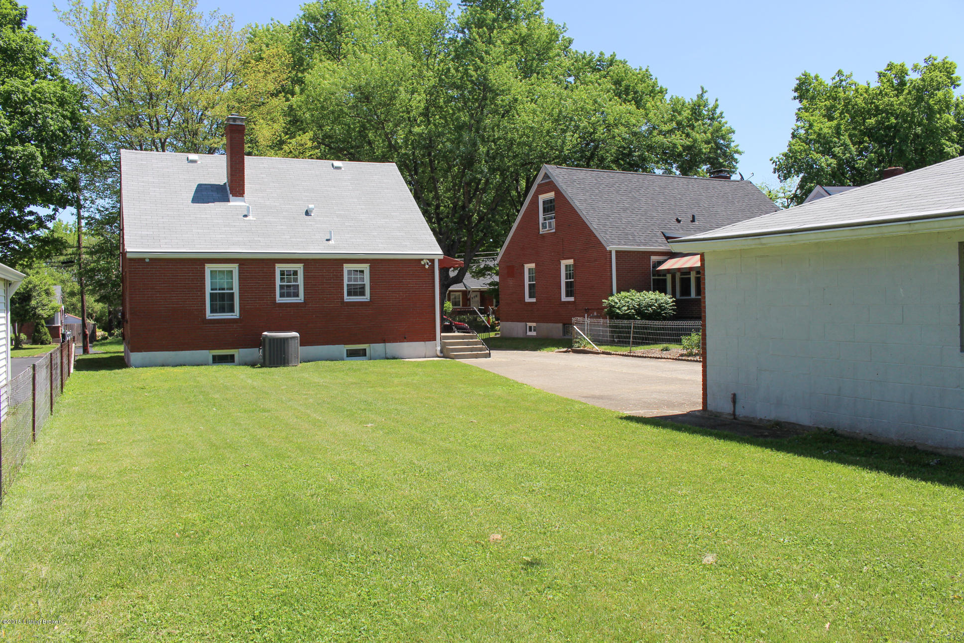 3024 Bobolink Road Louisville, KY 40217 - Photo 10 of 43 IMG_1278