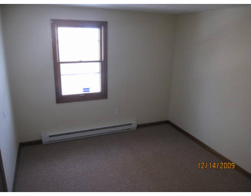 40 Kenberma Road Worcester, MA 01604 - Photo 6 of 8 Gallery Image 6