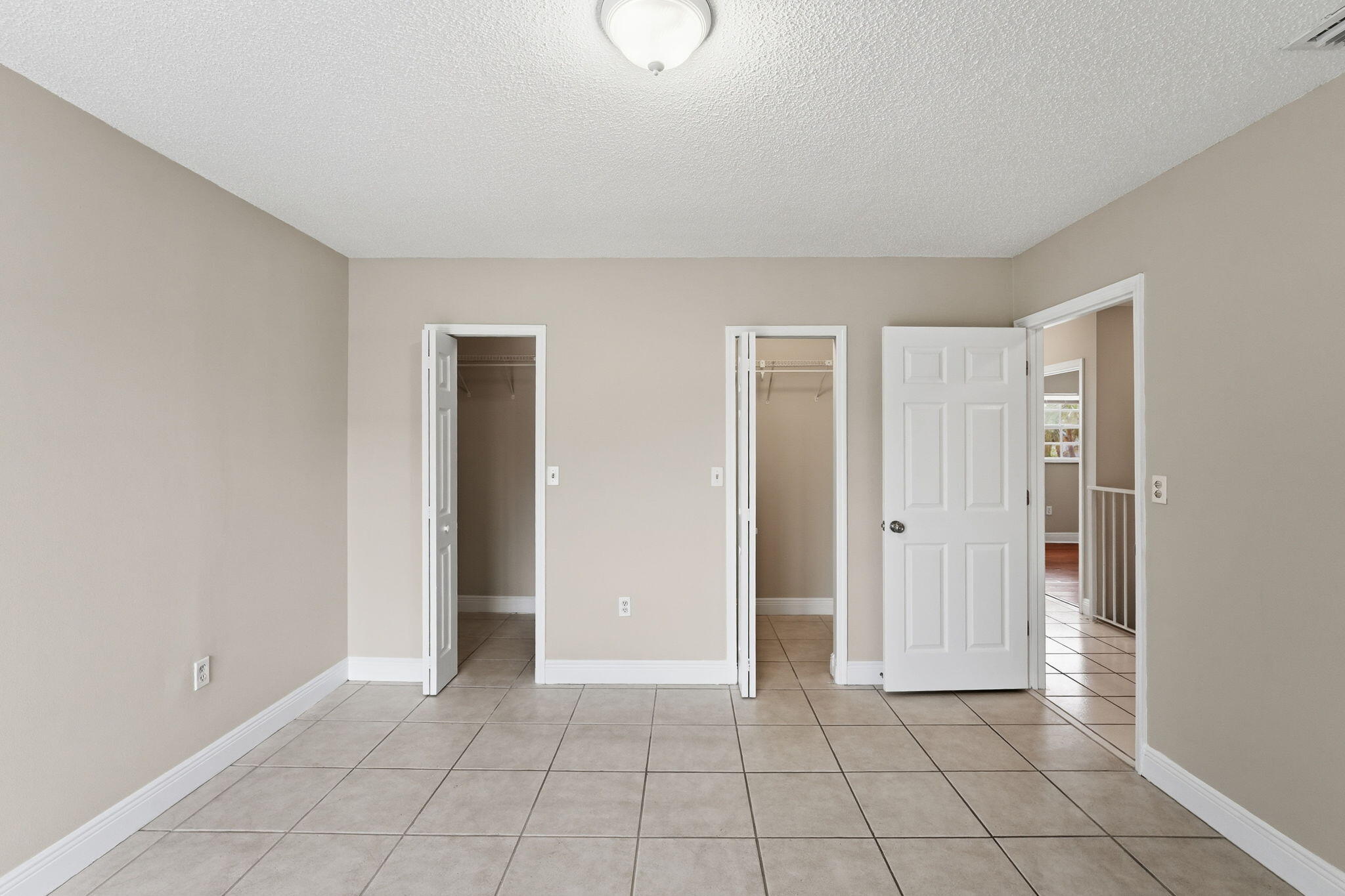 10029 Southwest 146th Place Miami, FL 33186 - Photo 15 of 38 010_ListerPros