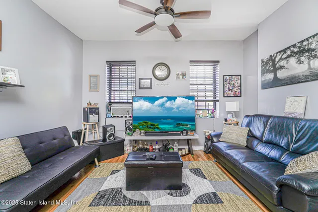 $1,374,000 | 242 Targee Street | Stapleton