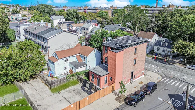 $1,374,000 | 242 Targee Street | Stapleton