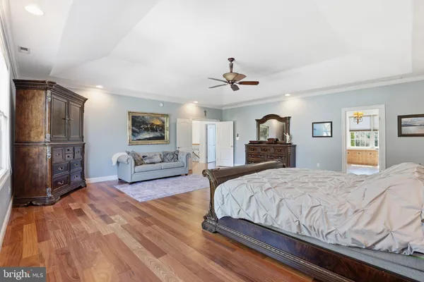 a picture of a room