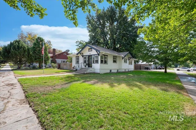 $449,000 | 1704 Blaine Street, Caldwell, ID 83605