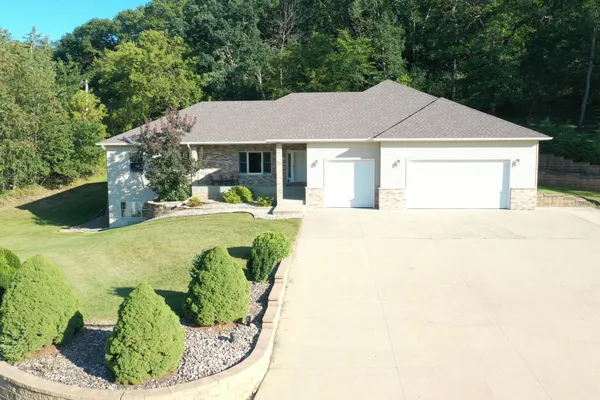 $845,000 | 6518 West River Road Northwest, Rochester, MN 55901