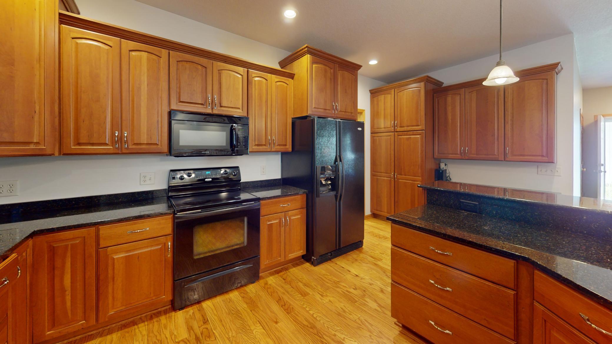 6518 West River Road Northwest Rochester, MN 55901 - Photo 8 of 34