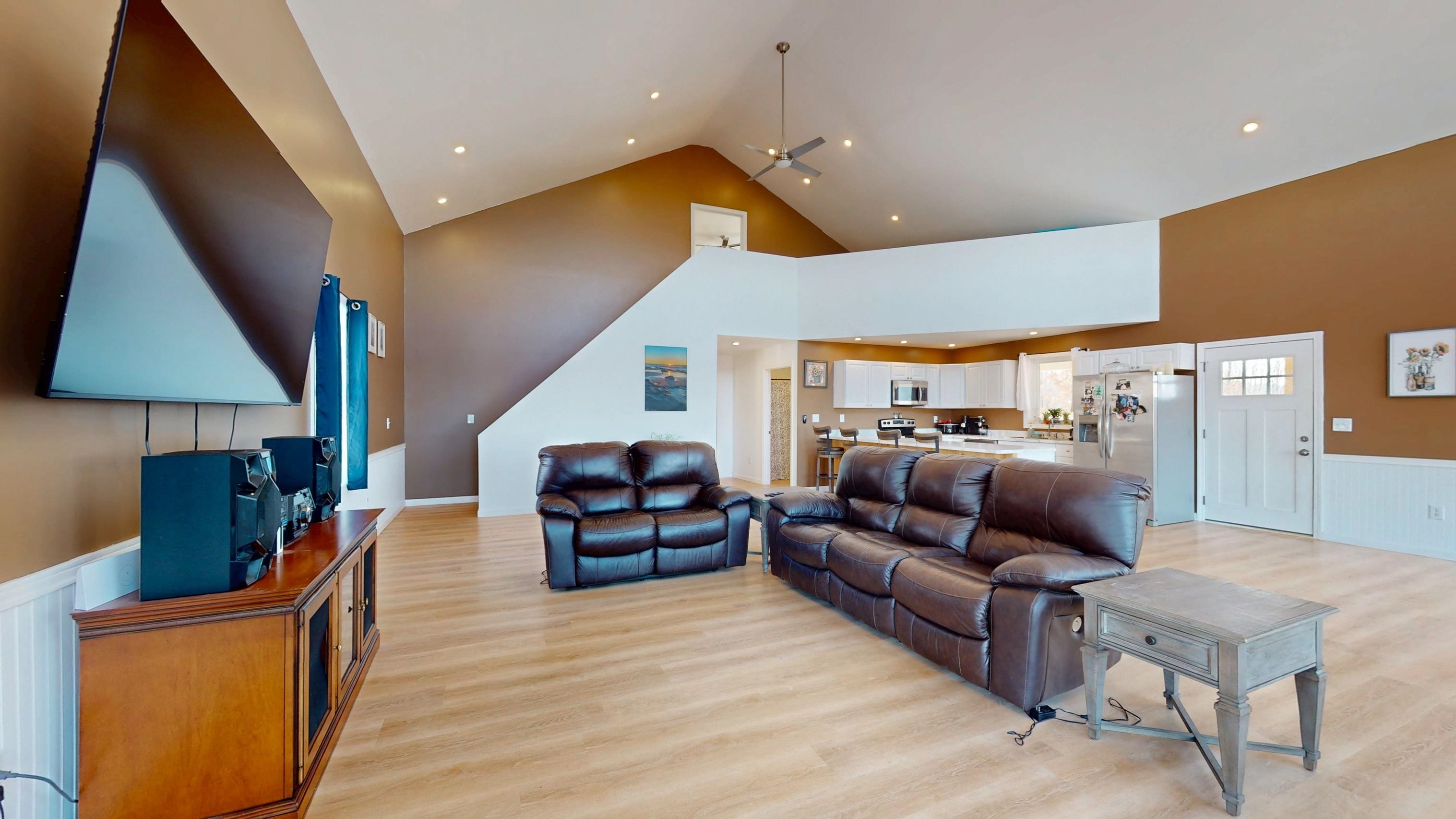 1185 Upper Plains Road Salisbury, VT 05769 - Photo 14 of 35