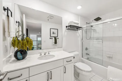 $799,000 | 2002 3rd Street, Unit 114, San Francisco, CA 94107