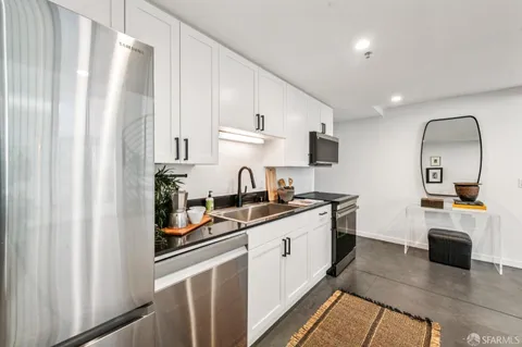 $799,000 | 2002 3rd Street, Unit 114, San Francisco, CA 94107