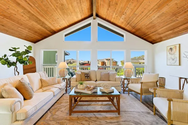 $2,395,000 | 709 Vía Palo Alto, Aptos, CA 95003