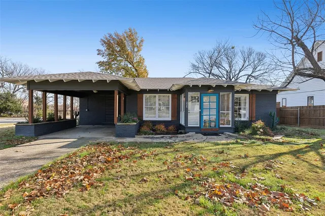 $4,000 | 226 North Lucas Drive, Grapevine, TX 76051