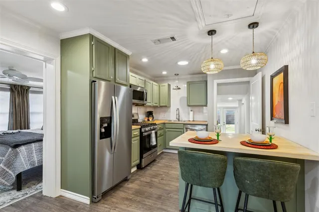 $4,000 | 226 North Lucas Drive, Grapevine, TX 76051