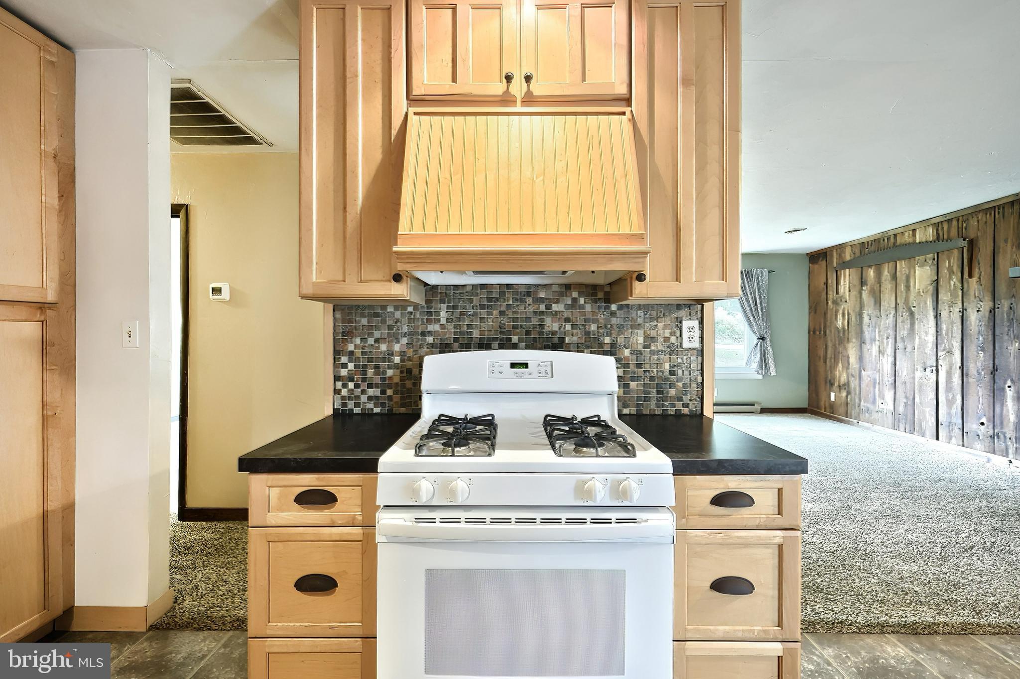 14754 Lowe Road Stewartstown, PA 17363 - Photo 16 of 50 Gallery Image 16