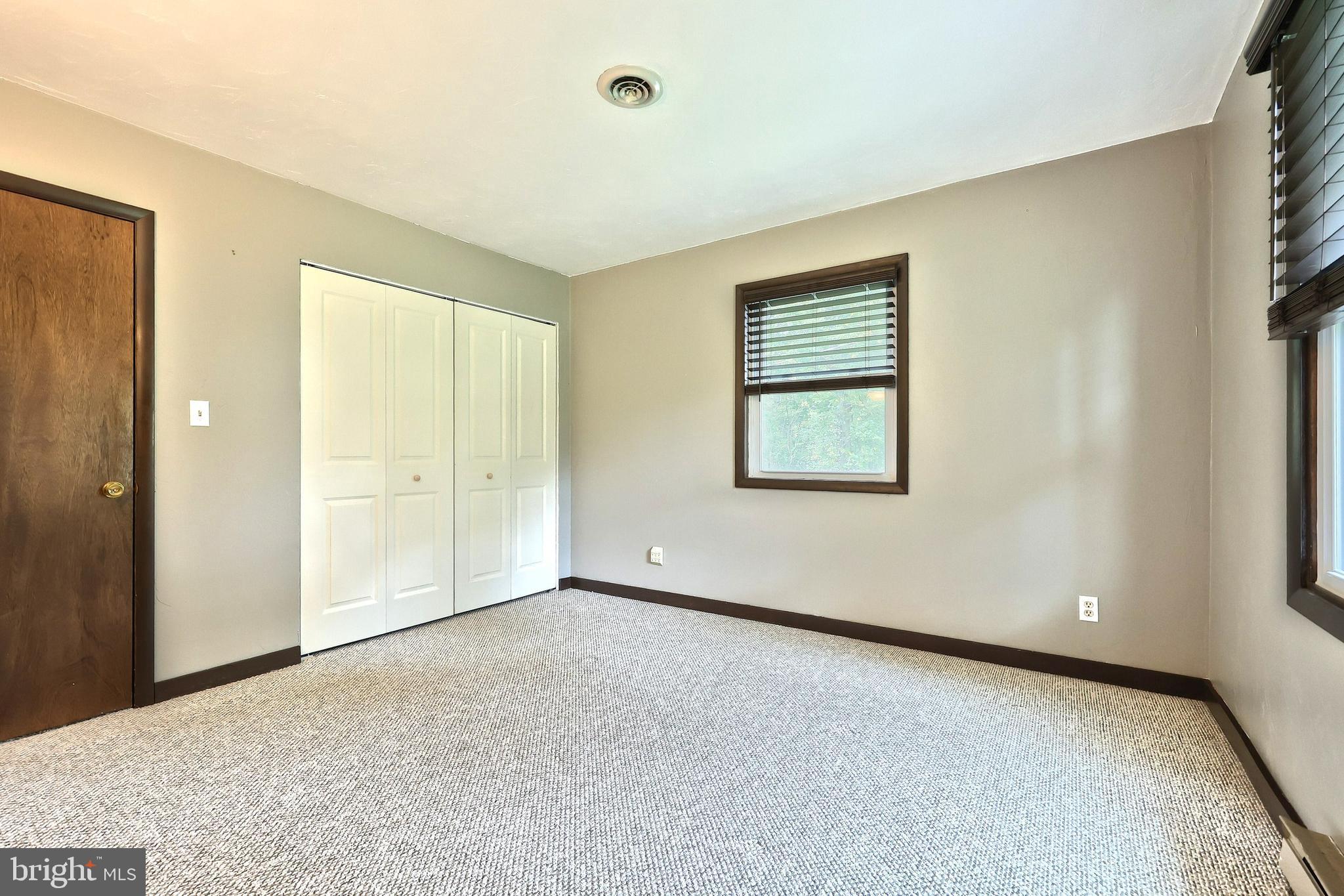 14754 Lowe Road Stewartstown, PA 17363 - Photo 21 of 50 Gallery Image 21
