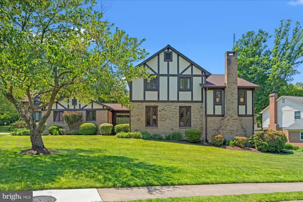 $1,250,000 | 3800 Ridgelea Drive, Fairfax, VA 22031
