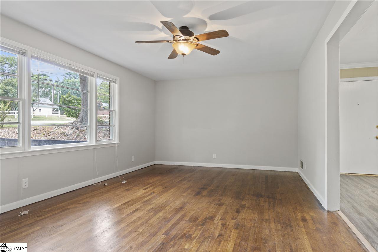 438 Old Boiling Springs Road Spartanburg, SC 29303 - Photo 7 of 25 Gallery Image 7