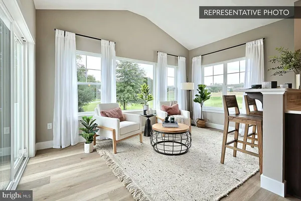 $479,990 | 165 Woodlynn Drive, Selinsgrove, PA 17870
