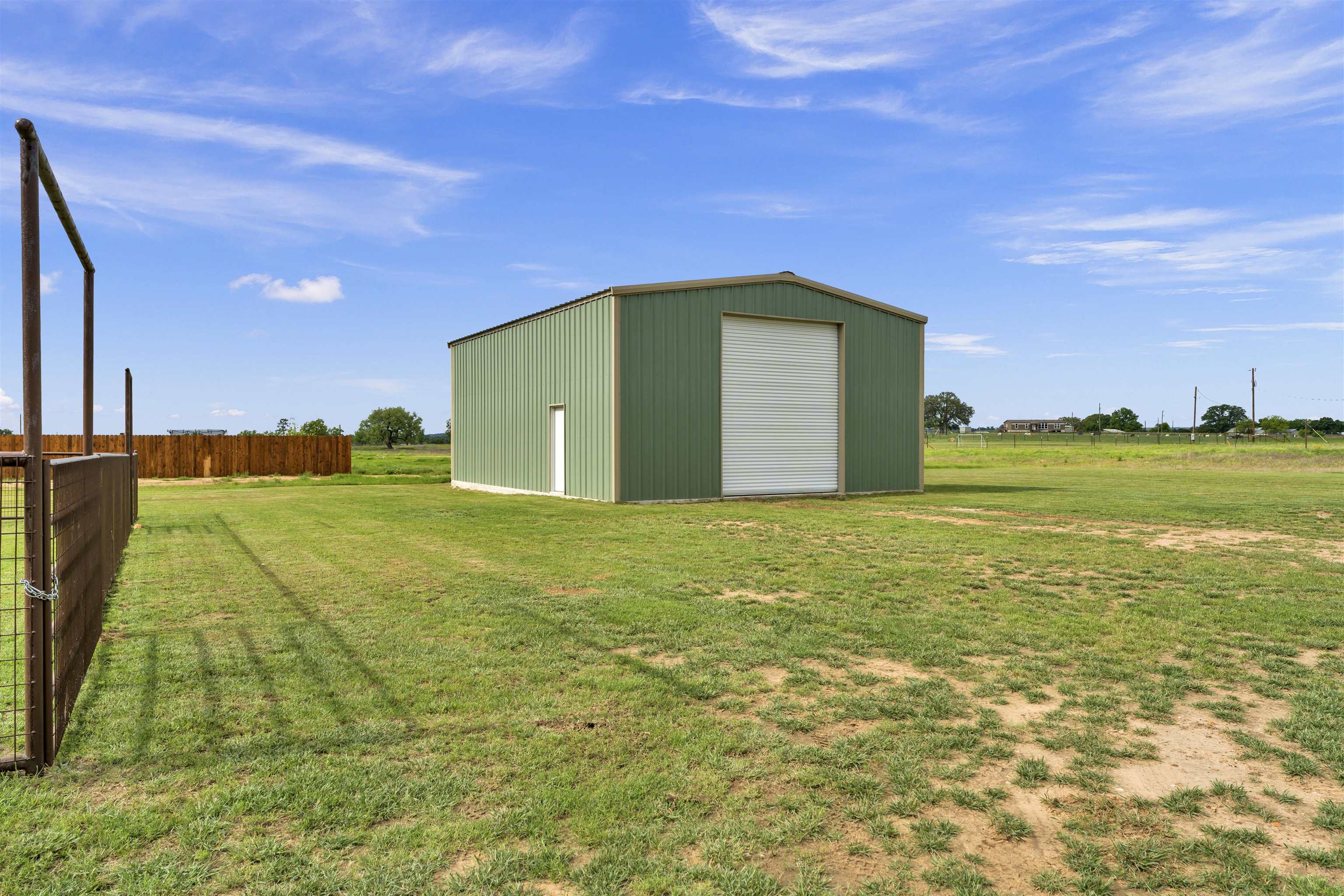 494 Johnson Road Mason, TX 76856 - Photo 24 of 28 a view of a big room with an empty space