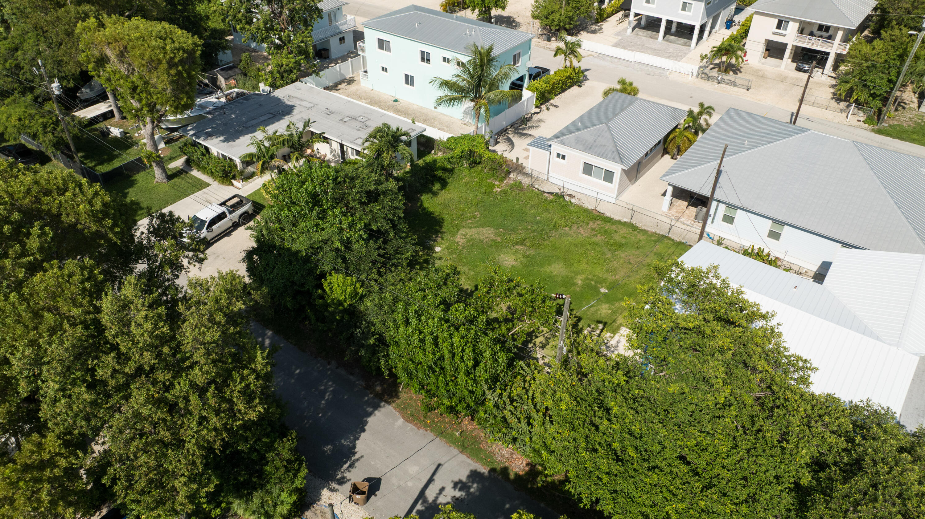 974 Oleander Road Key Largo, FL 33037 - Photo 13 of 15 an aerial view of residential house with outdoor space