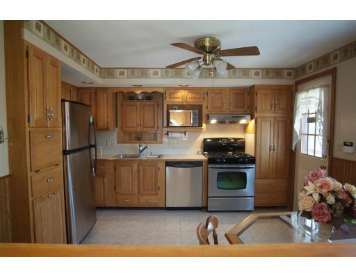 398 South Main Street Raynham, MA 02767 - Photo 8 of 12