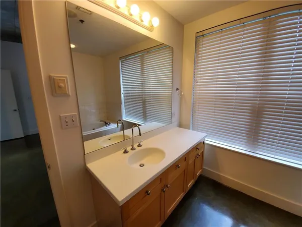 $2,395 | 845 Spring Street Northwest, Unit 102, Atlanta, GA 30308