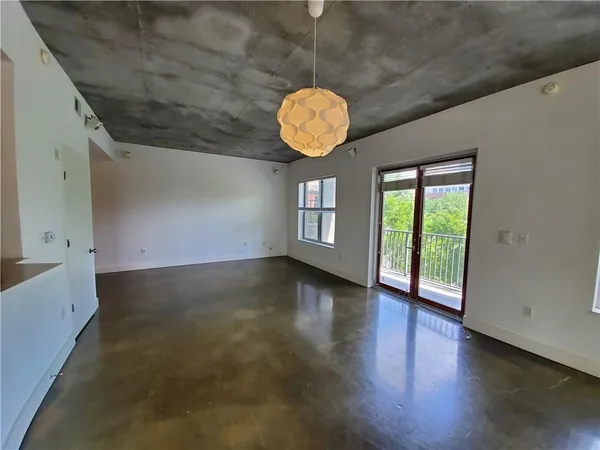 $2,395 | 845 Spring Street Northwest, Unit 102, Atlanta, GA 30308