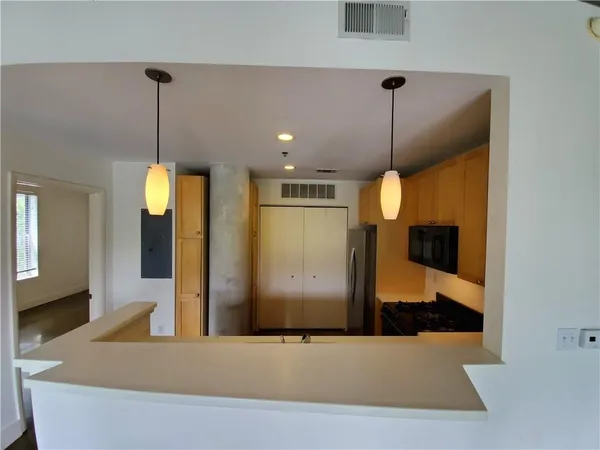 $2,395 | 845 Spring Street Northwest, Unit 102, Atlanta, GA 30308