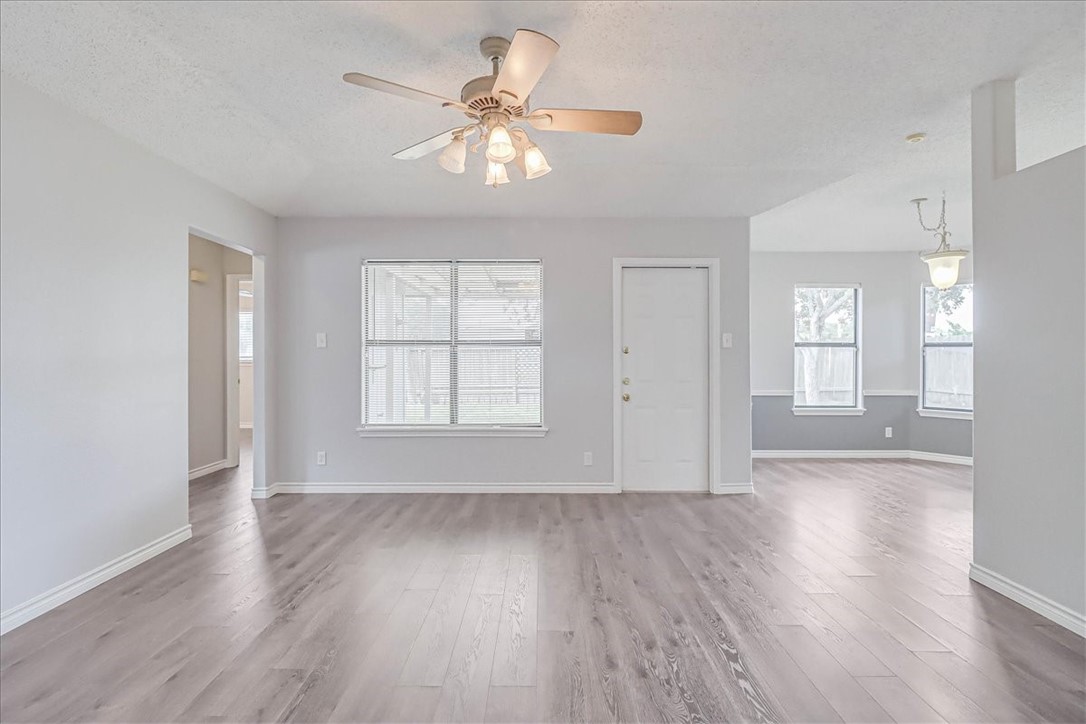 7209 Windy Ridge Drive Corpus Christi, TX 78413 - Photo 7 of 36 Gallery Image 7