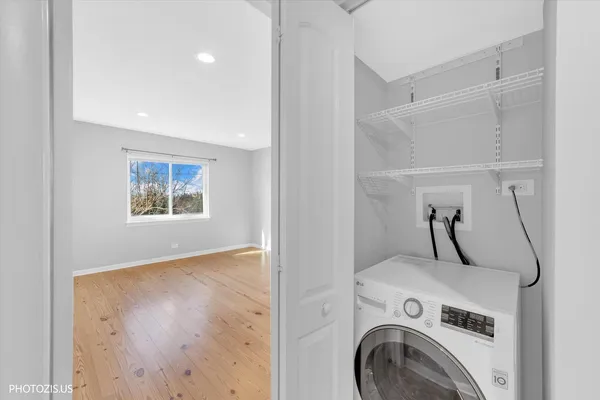 $2,195 | 4202 Central Road, Unit 1D, Glenview, IL 60025