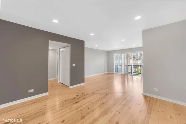 $2,195 | 4202 Central Road, Unit 1D, Glenview, IL 60025