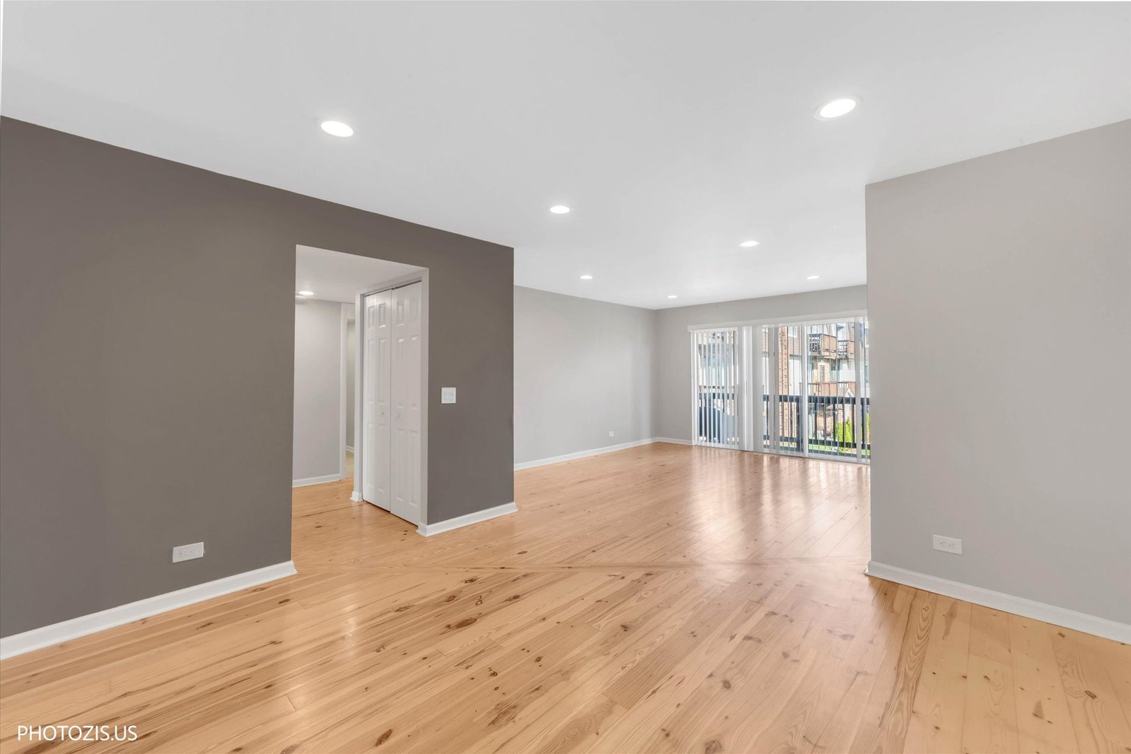 4202 Central Road, Unit 1D Glenview, IL 60025 - Photo 10 of 21