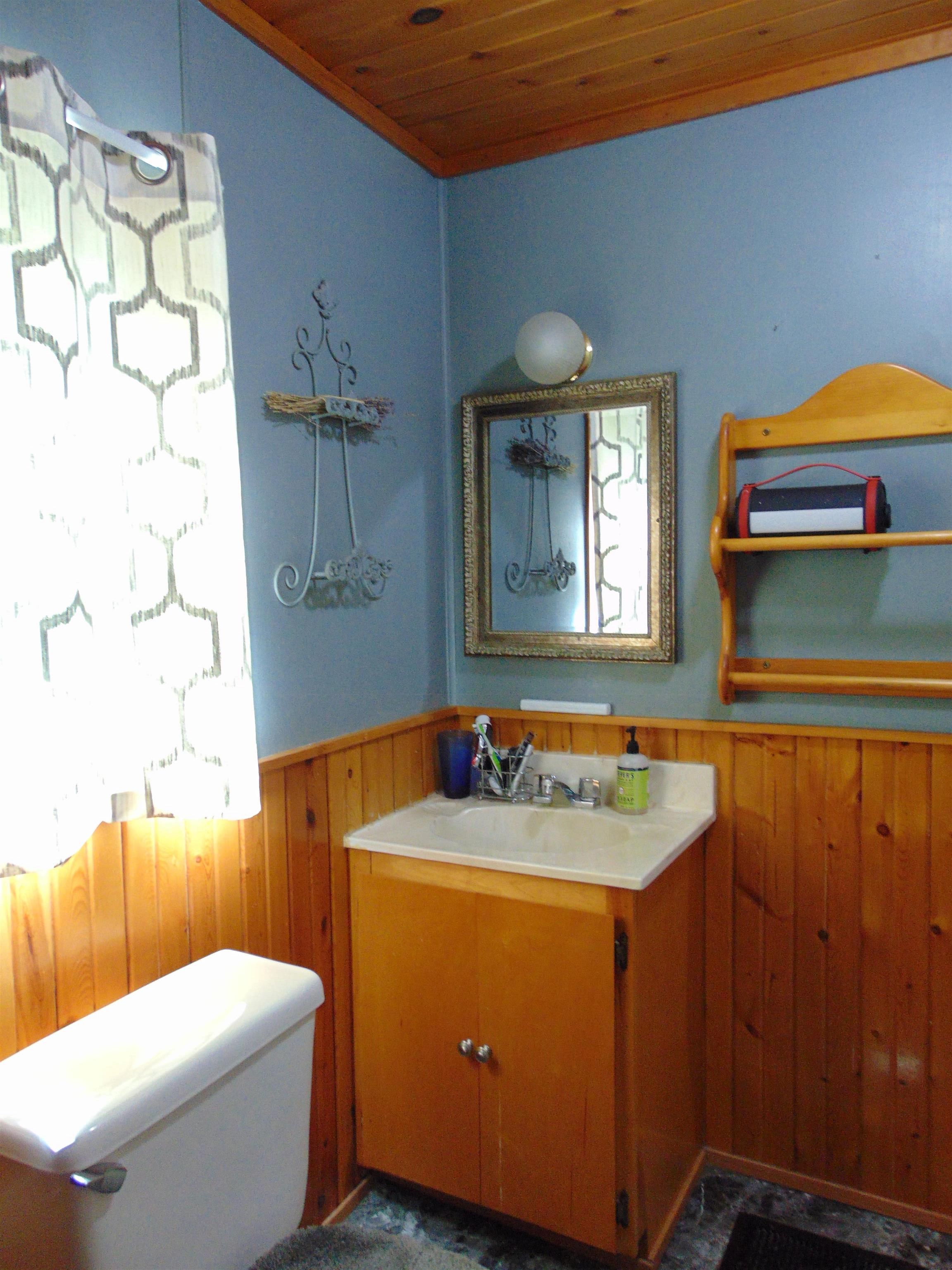 4449 North State Road Alma, MI 48801 - Photo 21 of 48 1899856-20.JPG
