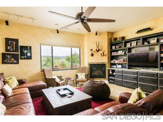 9669 Pine Blossom Road El Cajon, CA 92021 - Photo 11 of 25 Gallery Image 11