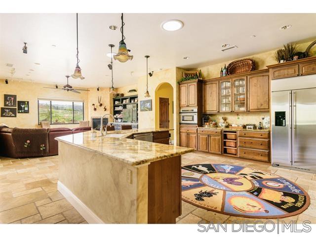 9669 Pine Blossom Road El Cajon, CA 92021 - Photo 9 of 25 Gallery Image 9