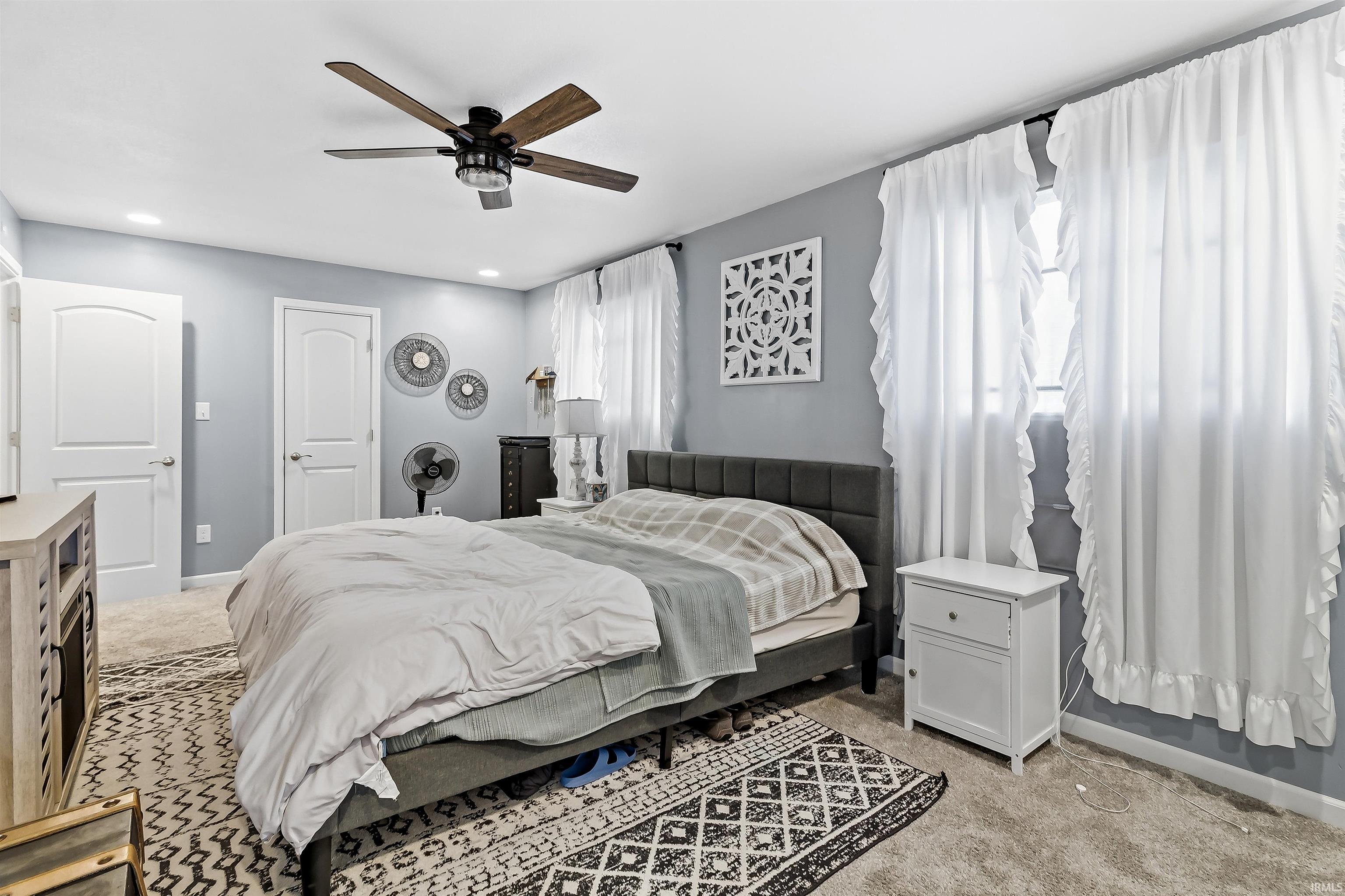 715 Laura Lane Sweetser, IN 46987 - Photo 17 of 36