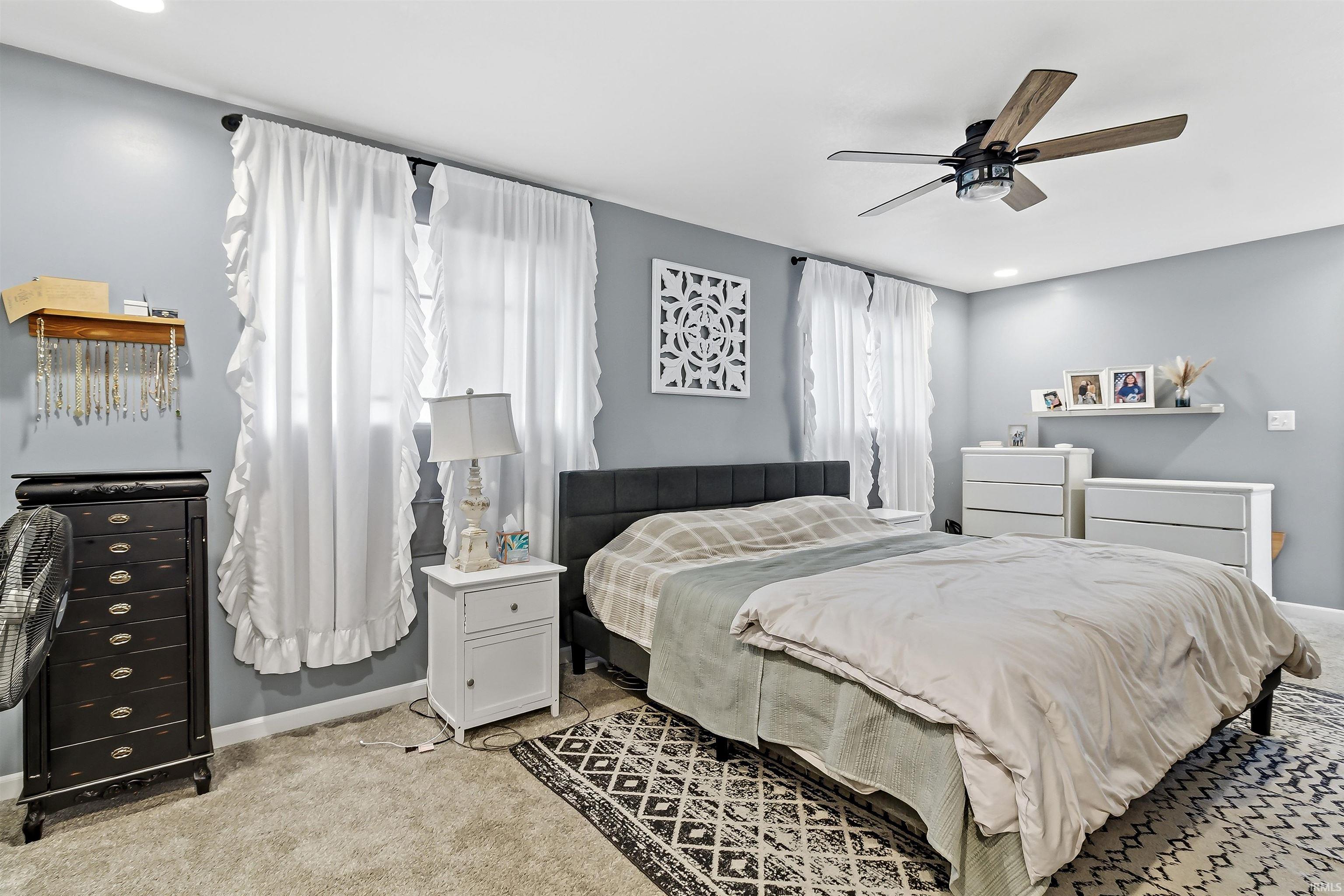 715 Laura Lane Sweetser, IN 46987 - Photo 18 of 36