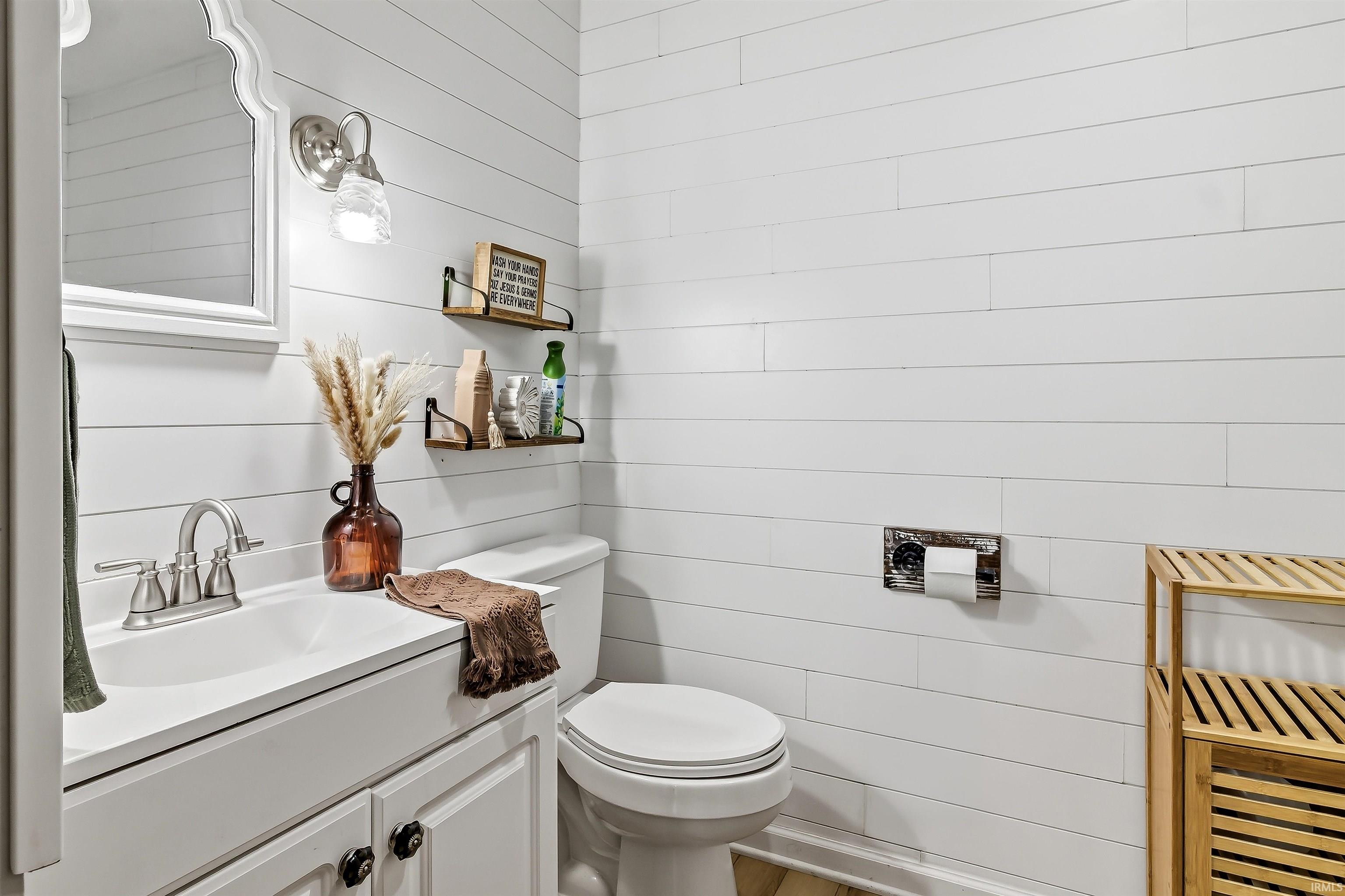 715 Laura Lane Sweetser, IN 46987 - Photo 23 of 36