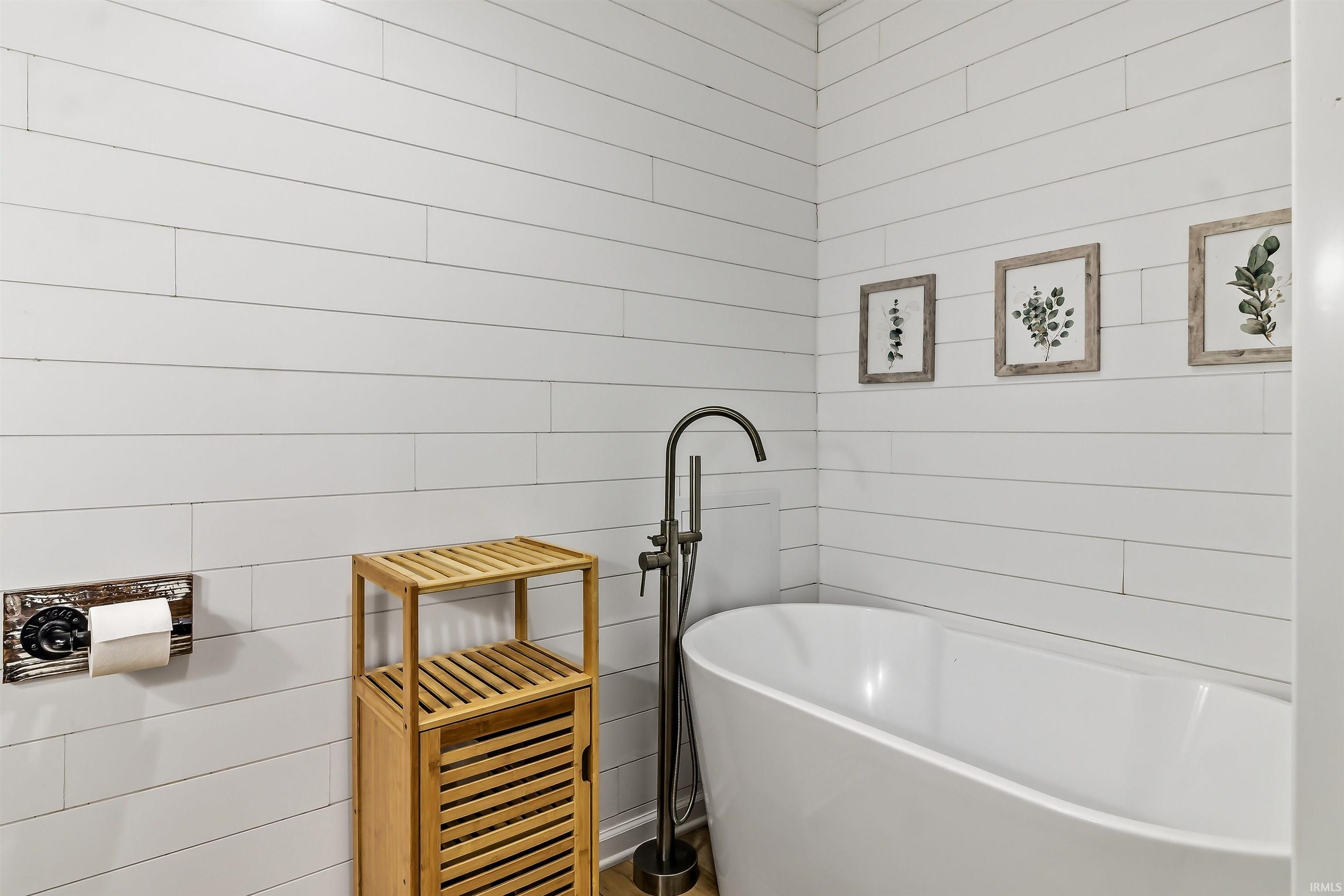 715 Laura Lane Sweetser, IN 46987 - Photo 24 of 36