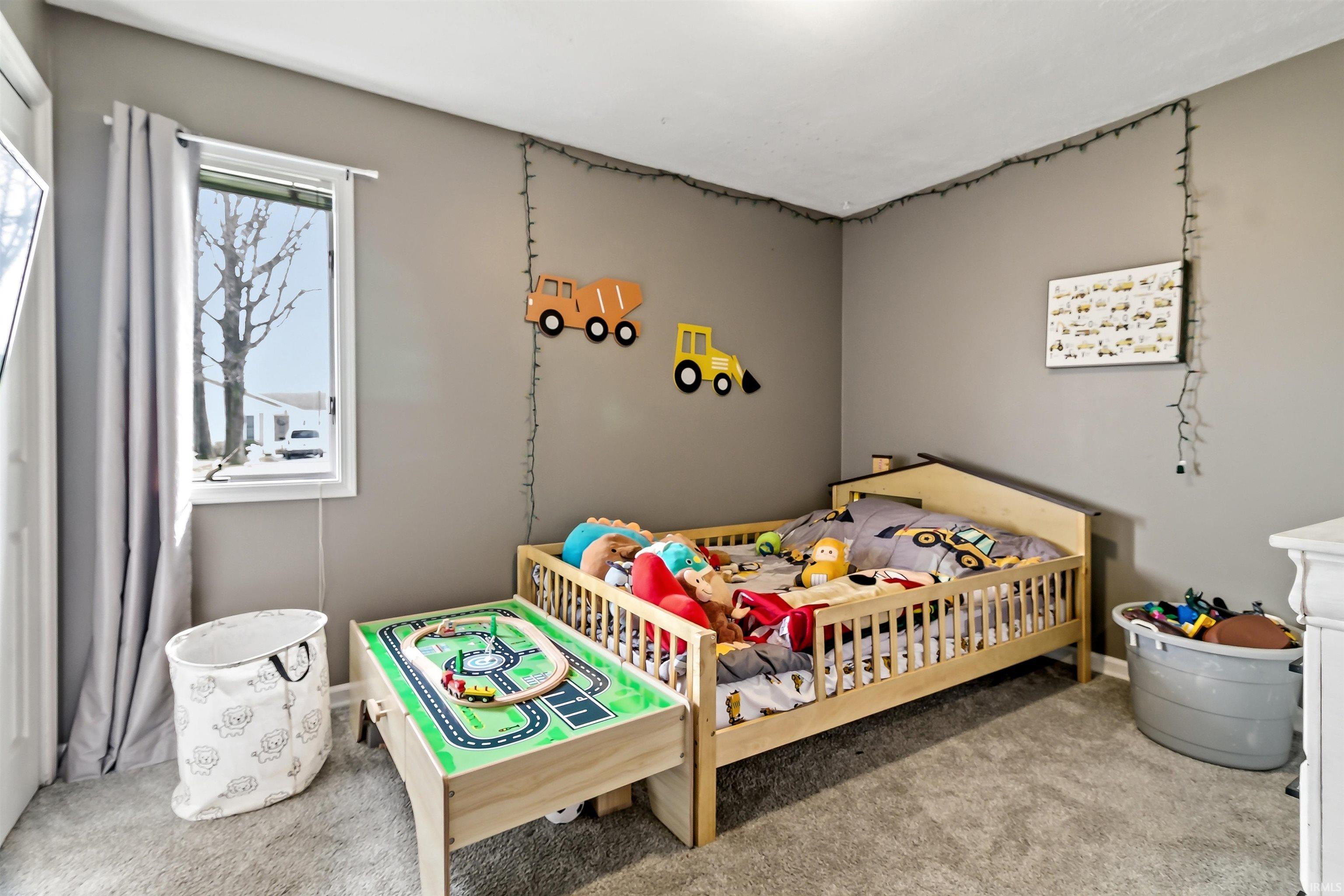 715 Laura Lane Sweetser, IN 46987 - Photo 28 of 36