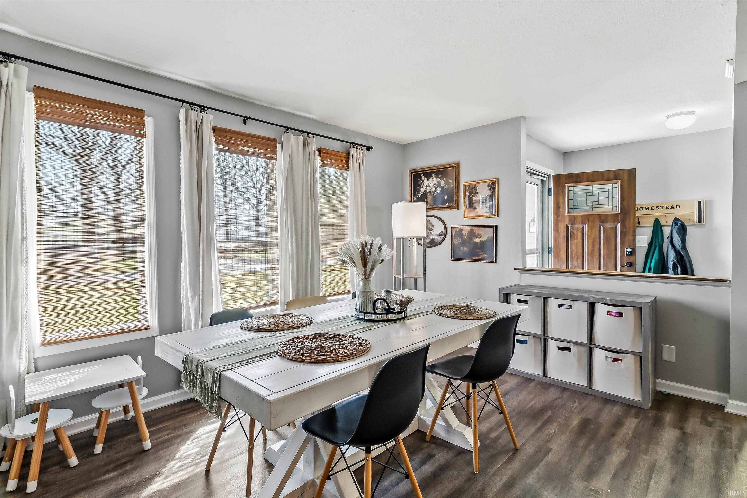 715 Laura Lane Sweetser, IN 46987 - Photo 5 of 36