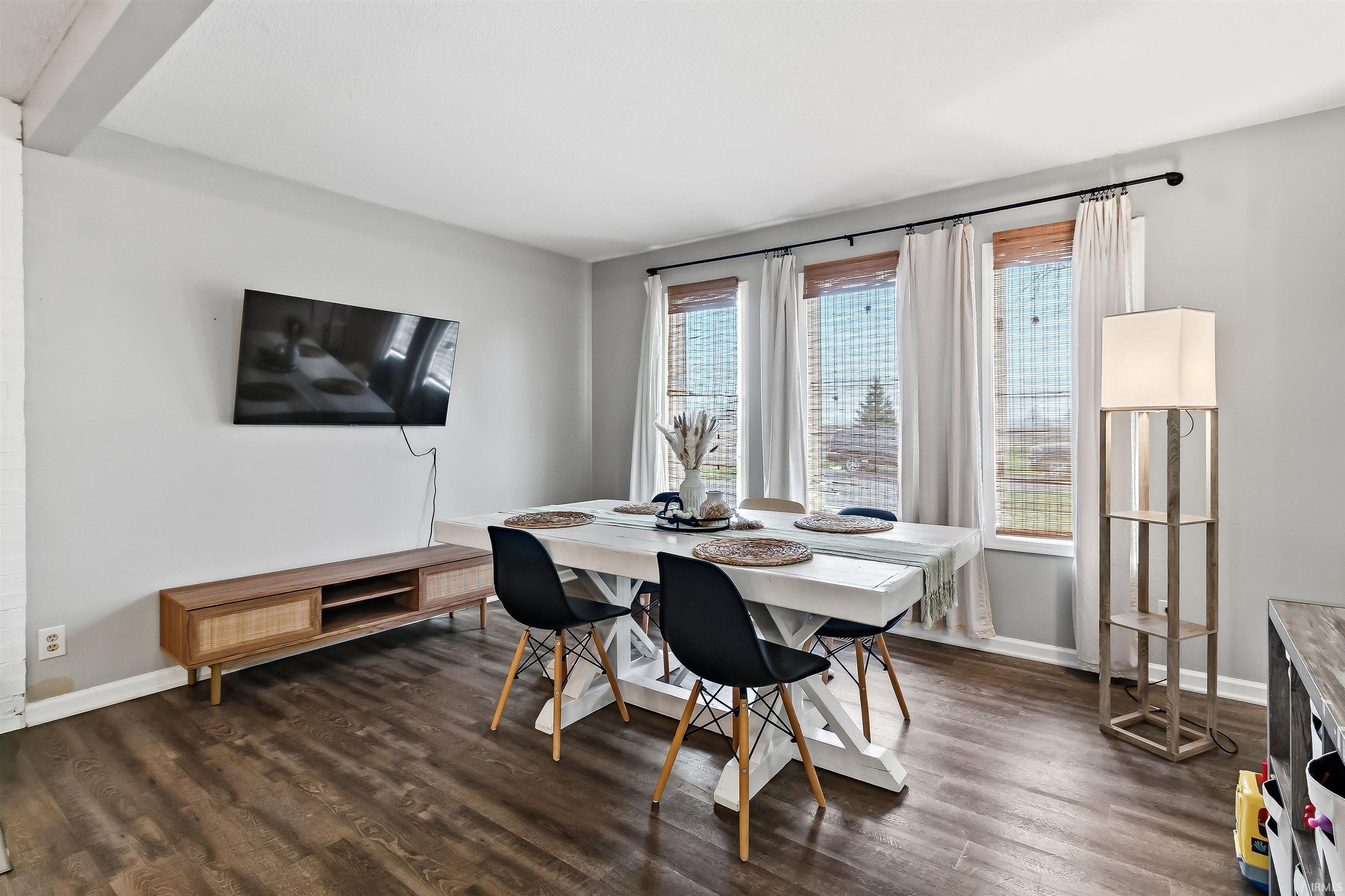 715 Laura Lane Sweetser, IN 46987 - Photo 6 of 36