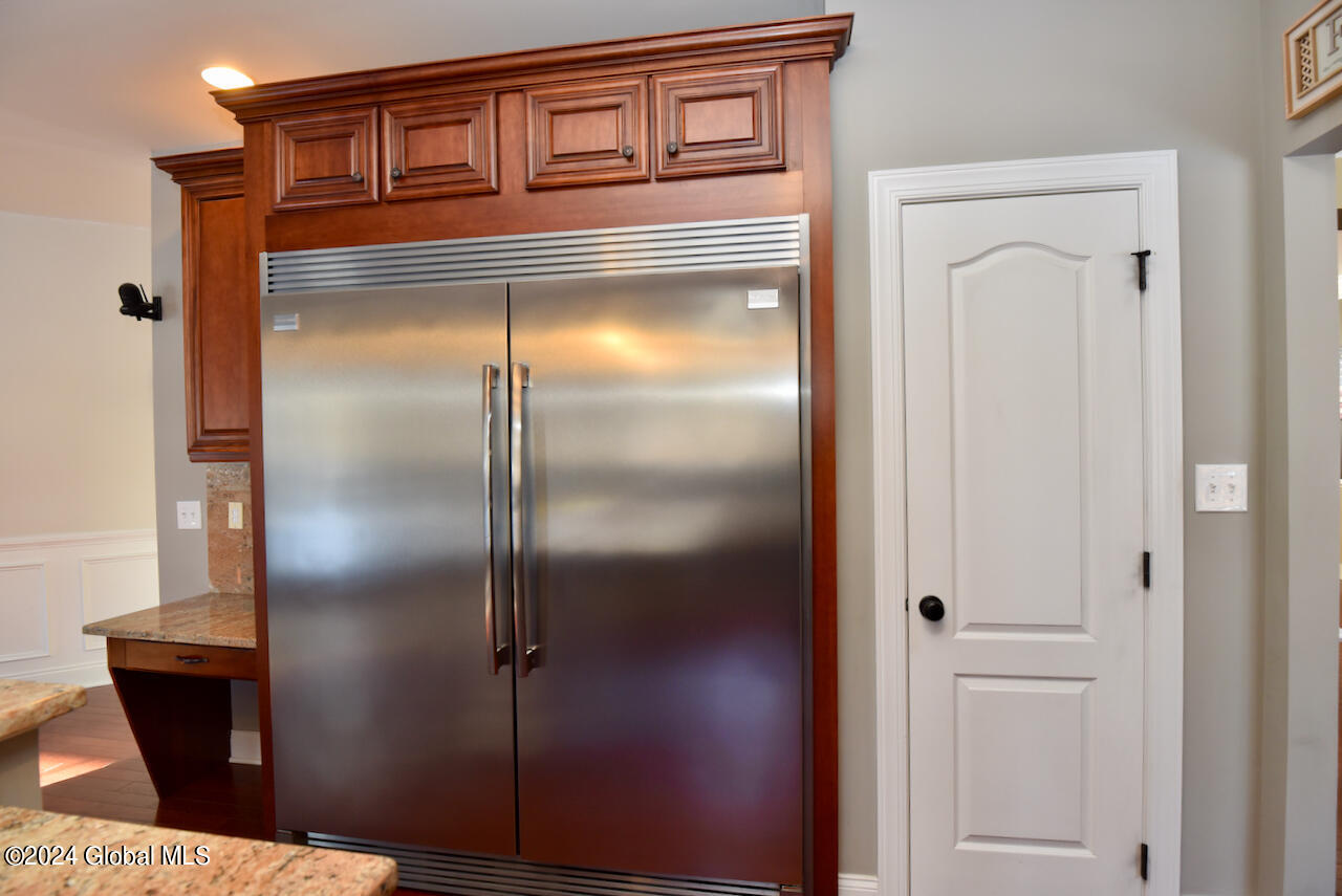 48 Stone Crest Drive Halfmoon, NY 12118 - Photo 17 of 70 17